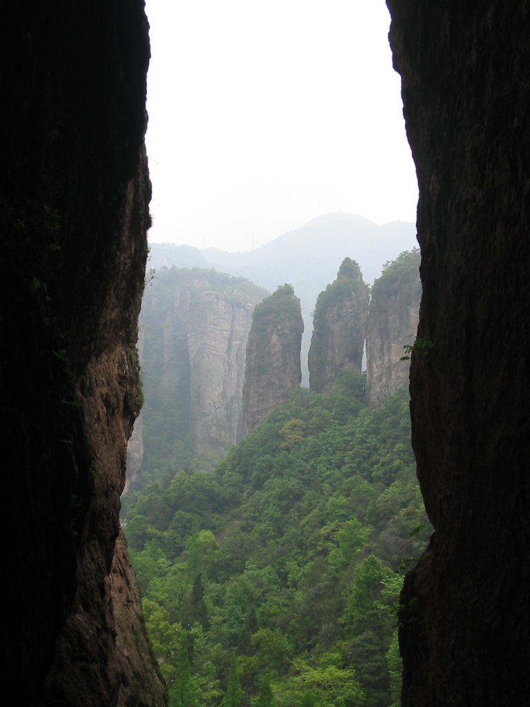 “杨过与小龙女逃生处”－－雁荡山 摄影 半仙