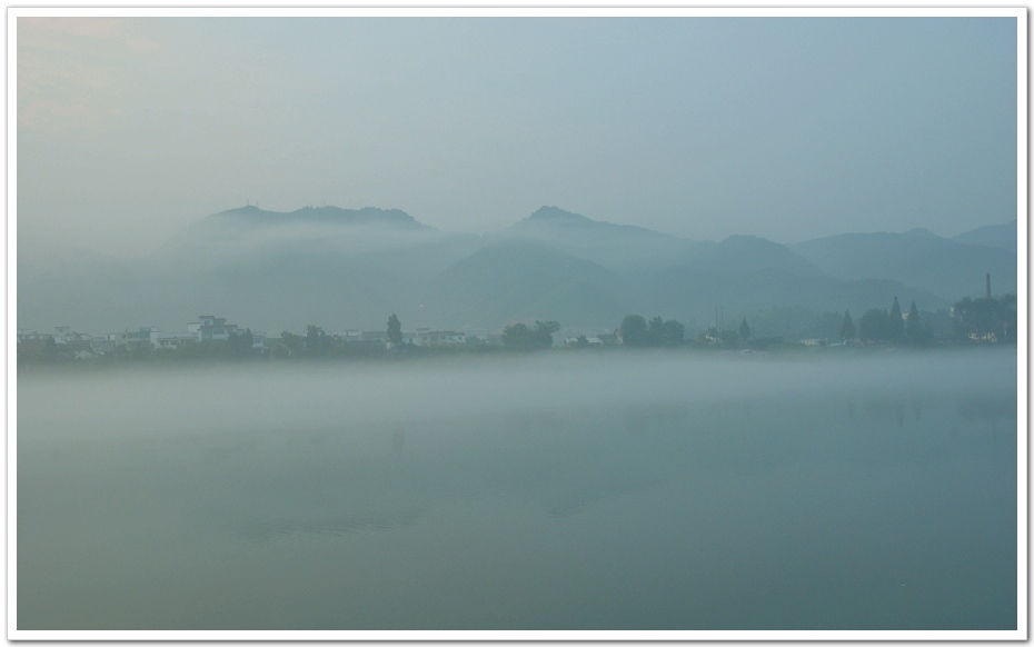 浮动的村庄 摄影 千岛湖