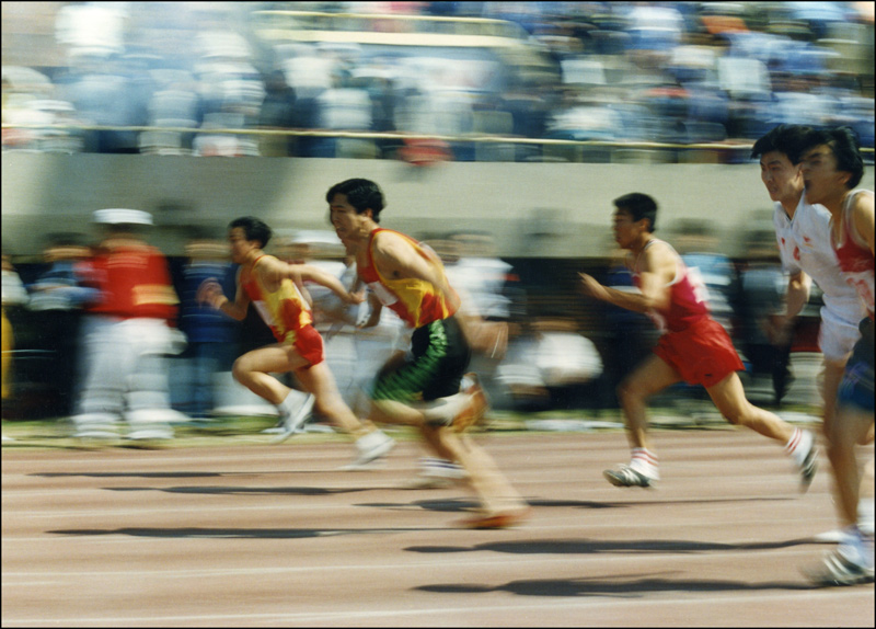 群雄逐鹿 摄影 五色光