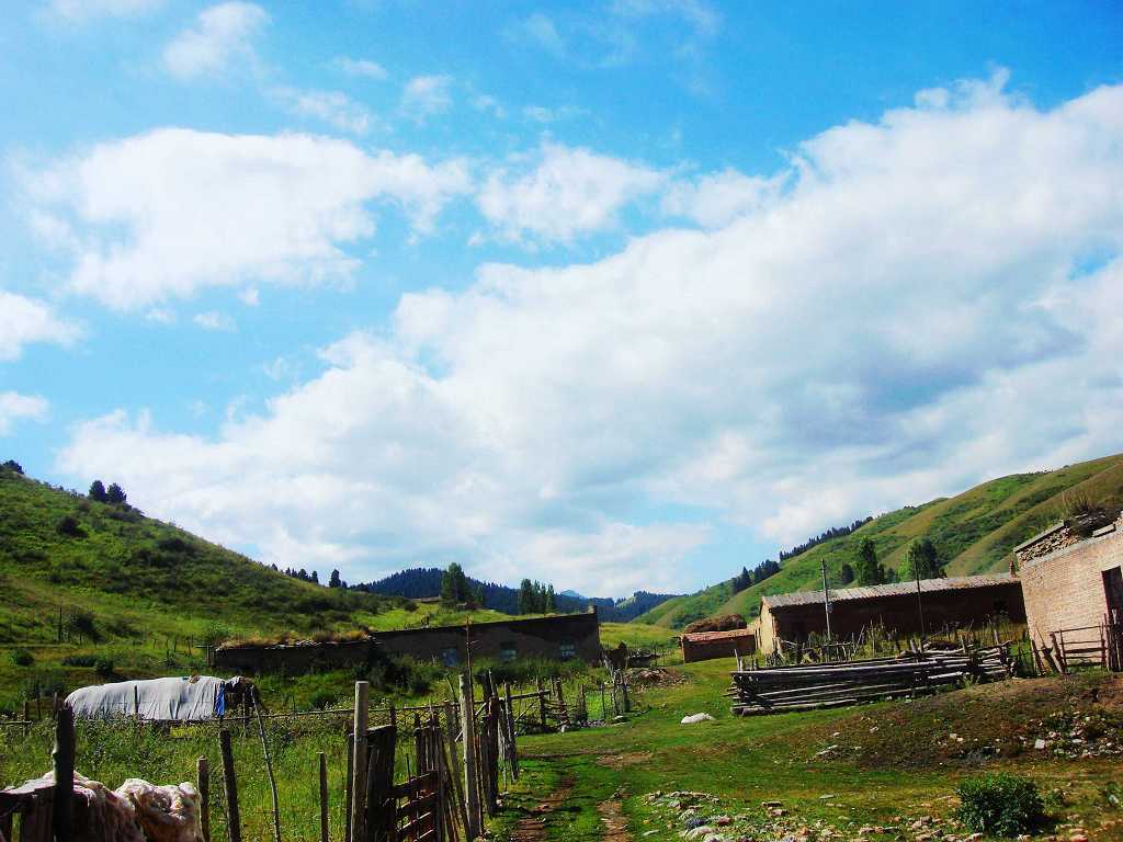 天山人家 摄影 小屁墩