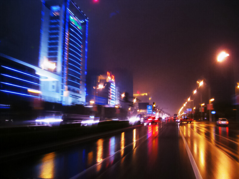 夜雨都市 摄影 肖宁