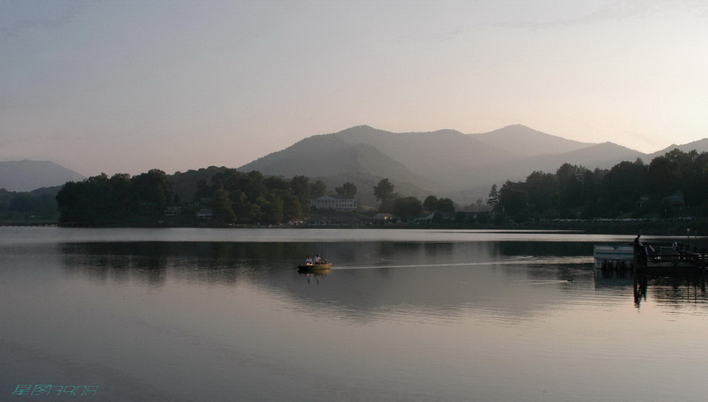 静静的湖景 摄影 星图3908