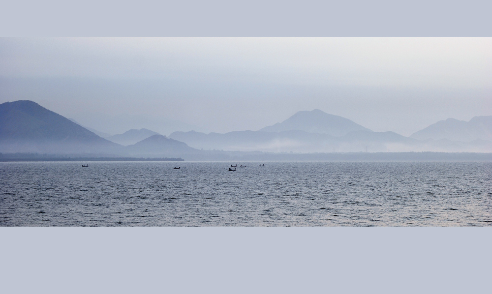 江流天地外 山色有无中 摄影 高枕无忧