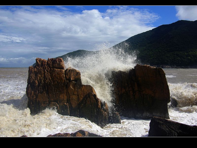 礁与浪１ 摄影 海山掠影