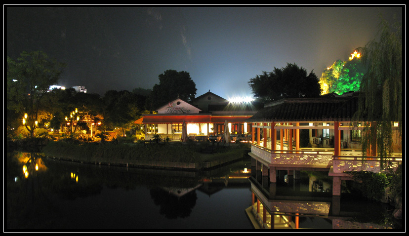 阳朔夜景 摄影 吴云良