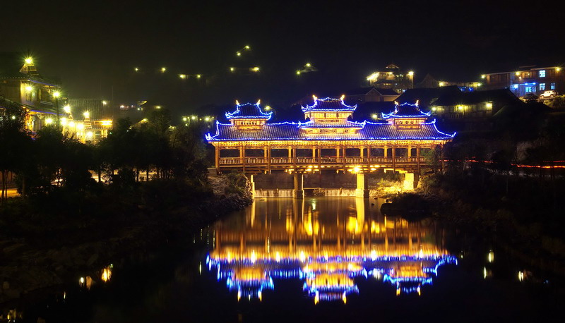 夜拍风雨楼 摄影 如歌行板