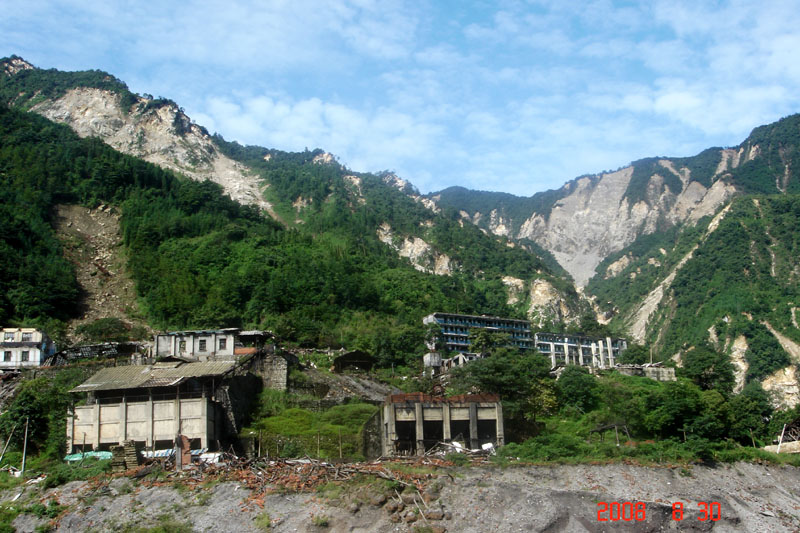 山里 摄影 紫色女人