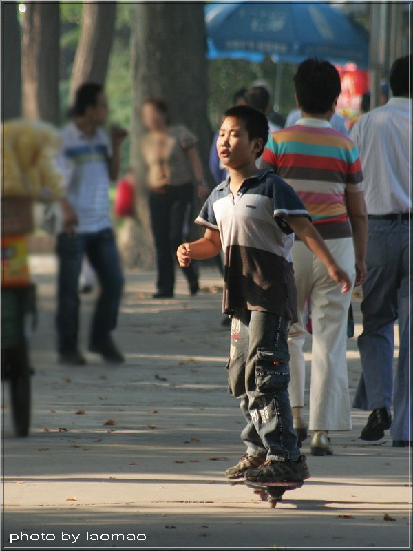 滑板小子 摄影 郑州老冒