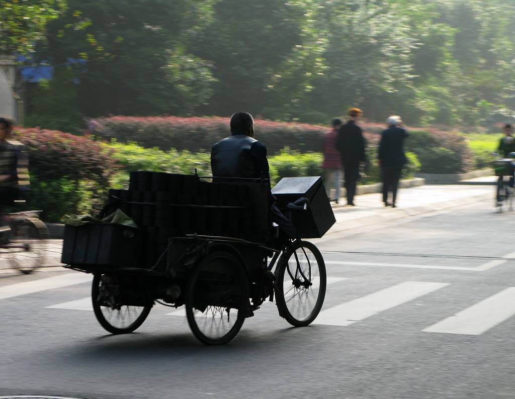 清晨送煤车 摄影 人生自有路