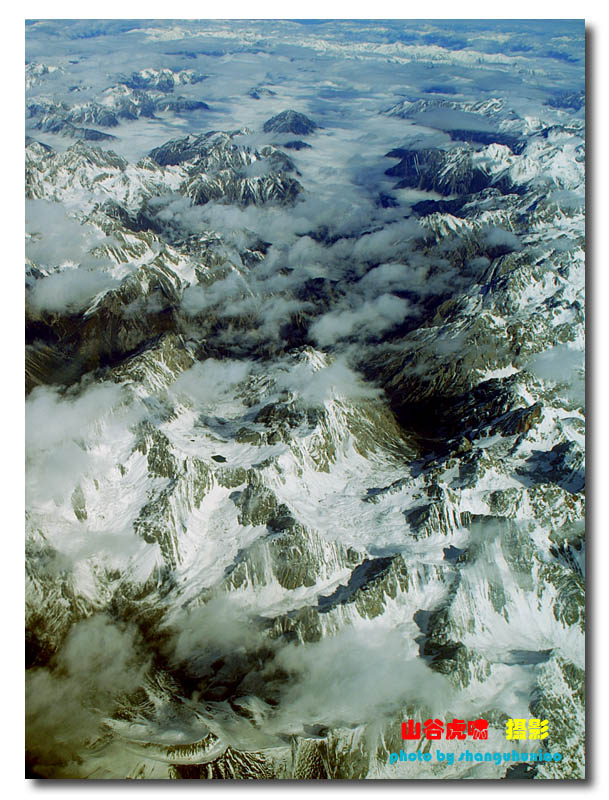 鸟瞰九寨沟群山 摄影 山谷虎啸