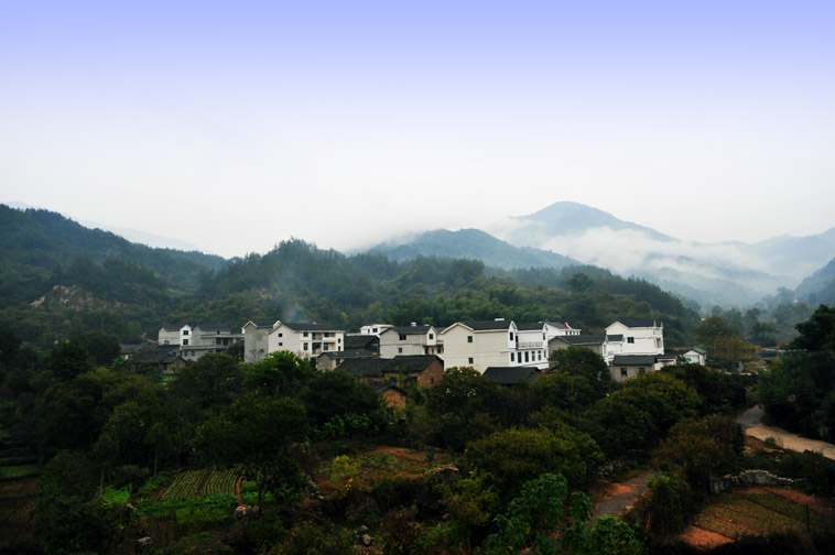 新山村 摄影 一镜心怡