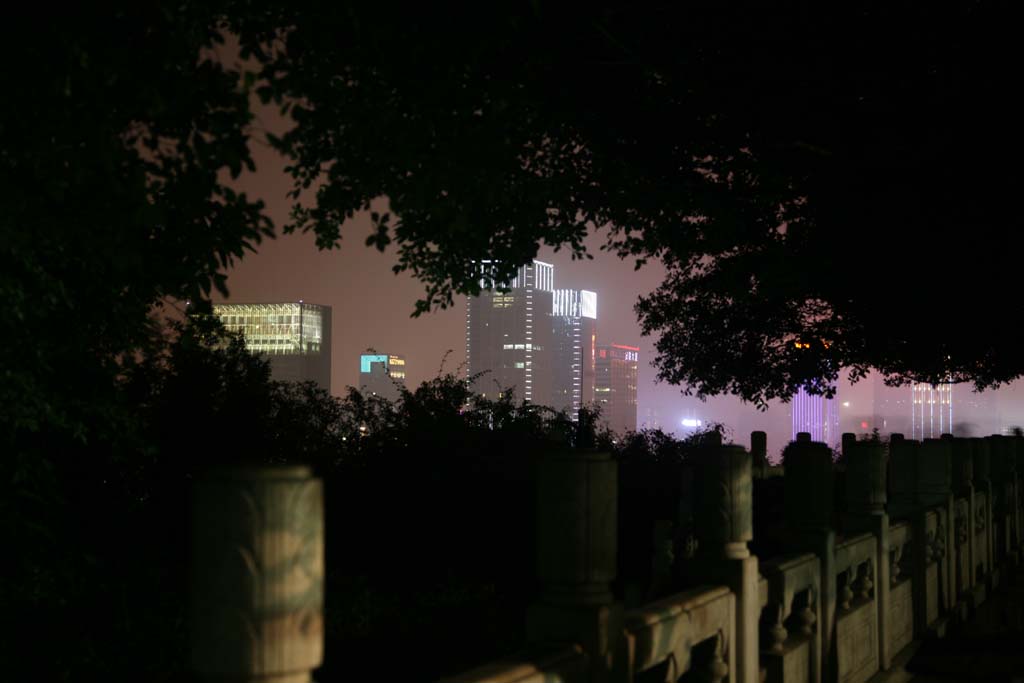 莲花山的夜晚 摄影 夏乐国