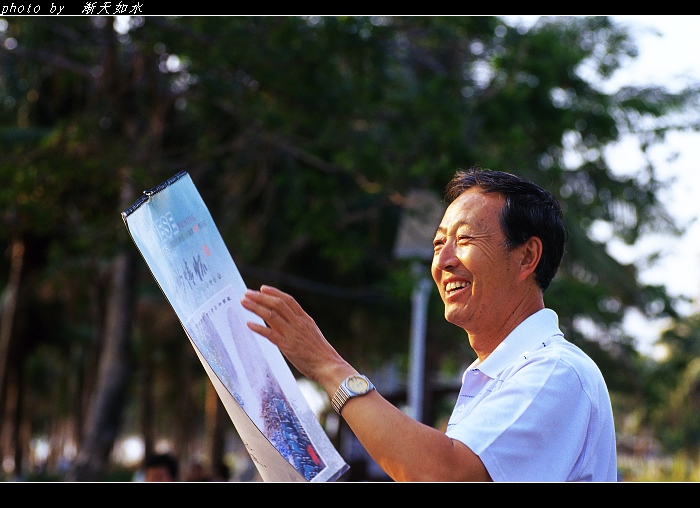 街头指挥家 摄影 渐天如水