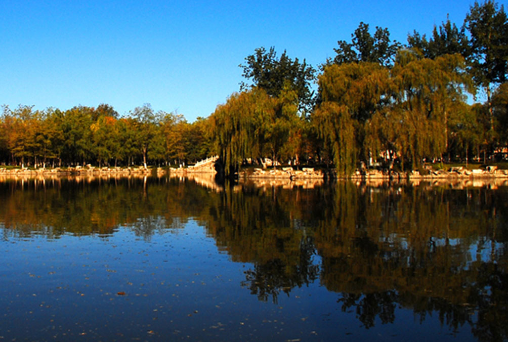 怀碧湖风景 摄影 茅台