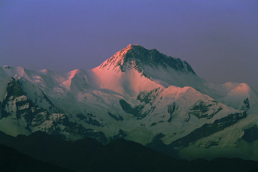 安纳普尔纳（Annapurna）的晨曦 摄影 猎户