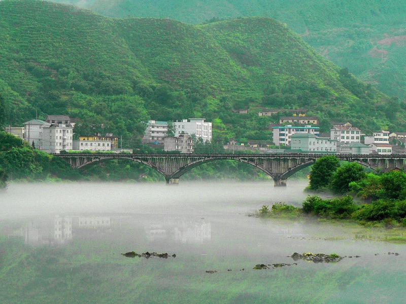 安静的早晨 摄影 烂柯山