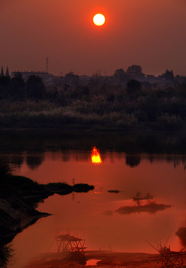 夕阳 摄影 龙池山水