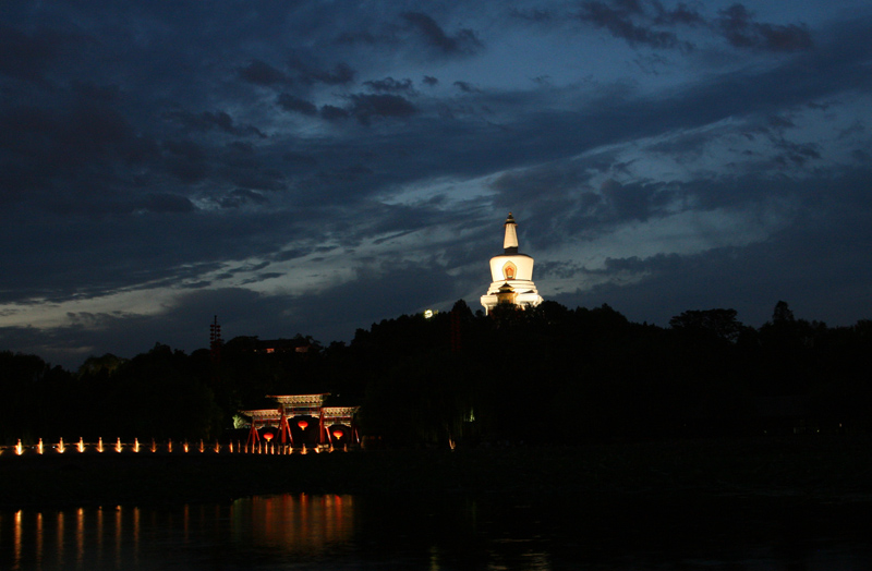 北京之夜  北海 摄影 火焰F