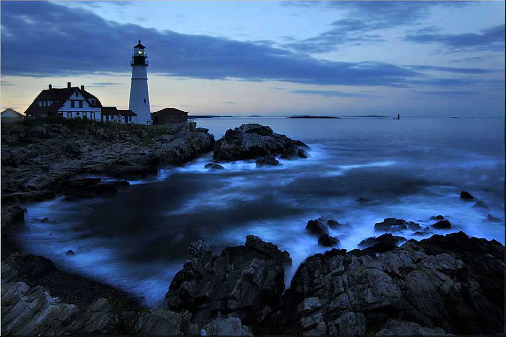 Portland Headlight After Sunse 摄影 EricDong