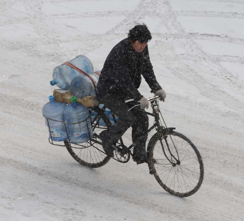 风雪回归路 摄影 我本木子