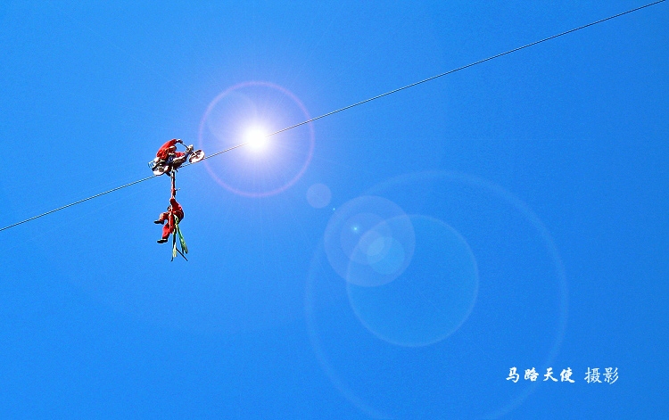 高空走钢丝 摄影 马路天使