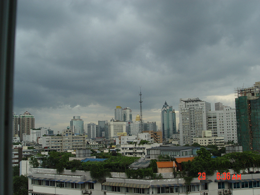 地震 摄影 灯下黑