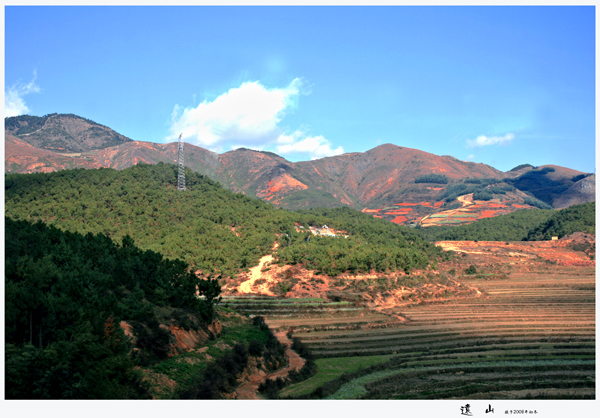 远  山 摄影 志心