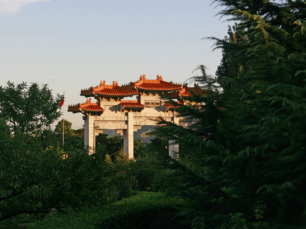 夕照牌楼 摄影 天上来