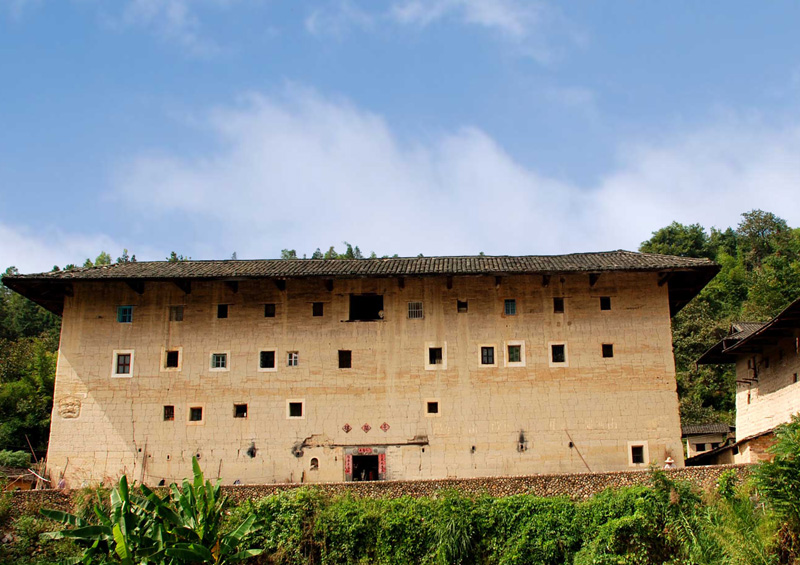 洪坑村方形土楼(景阳楼）. 摄影 缤纷的大地