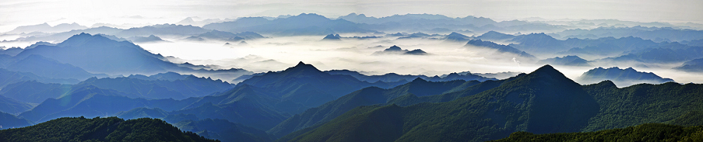 群山如黛 摄影 辛天堂