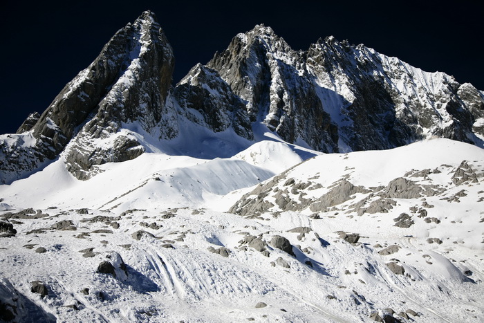 雪山雄姿 摄影 第一场雪