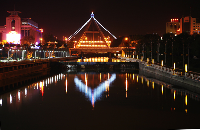 西宁昆仑桥夜景 摄影 山里王