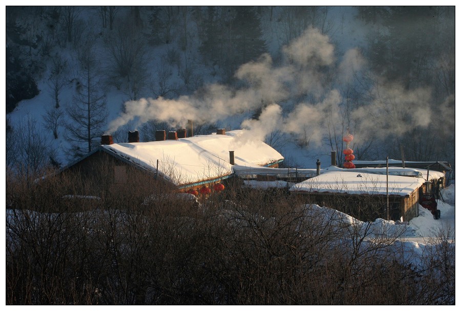 《雪乡晨炊》 摄影 东山少爷