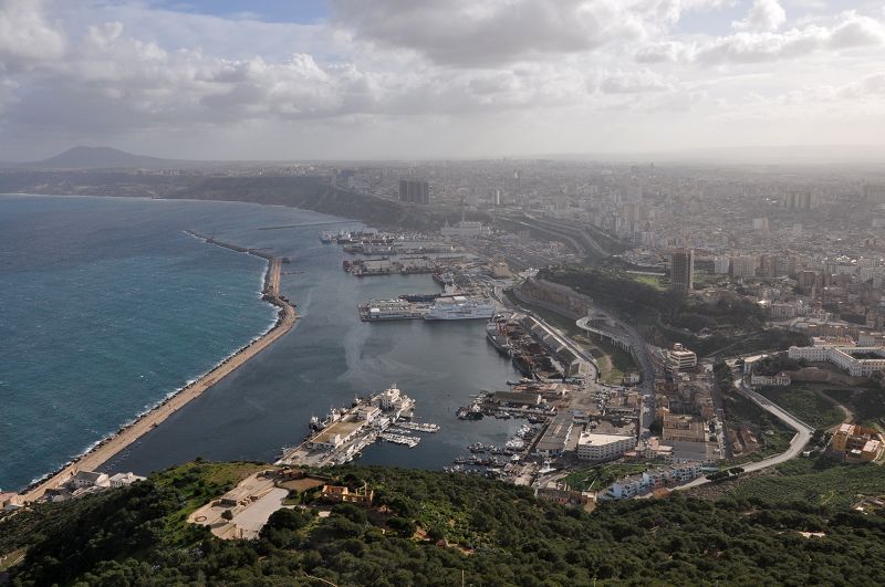 奥兰（ORAN）海港 摄影 断空