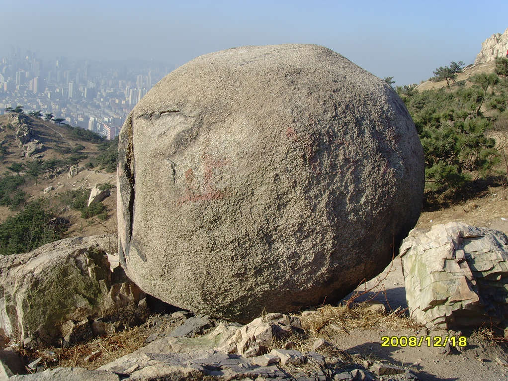 青岛浮山怪石 摄影 海鸥119