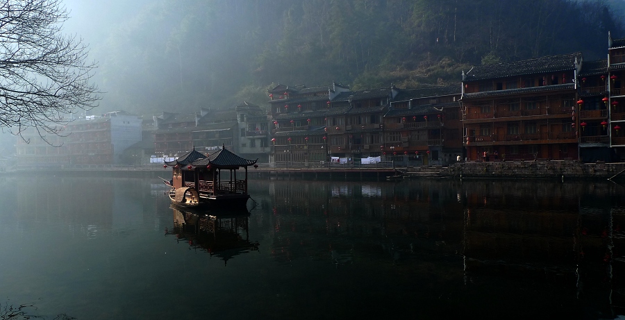 边城晨曦 摄影 一半海水