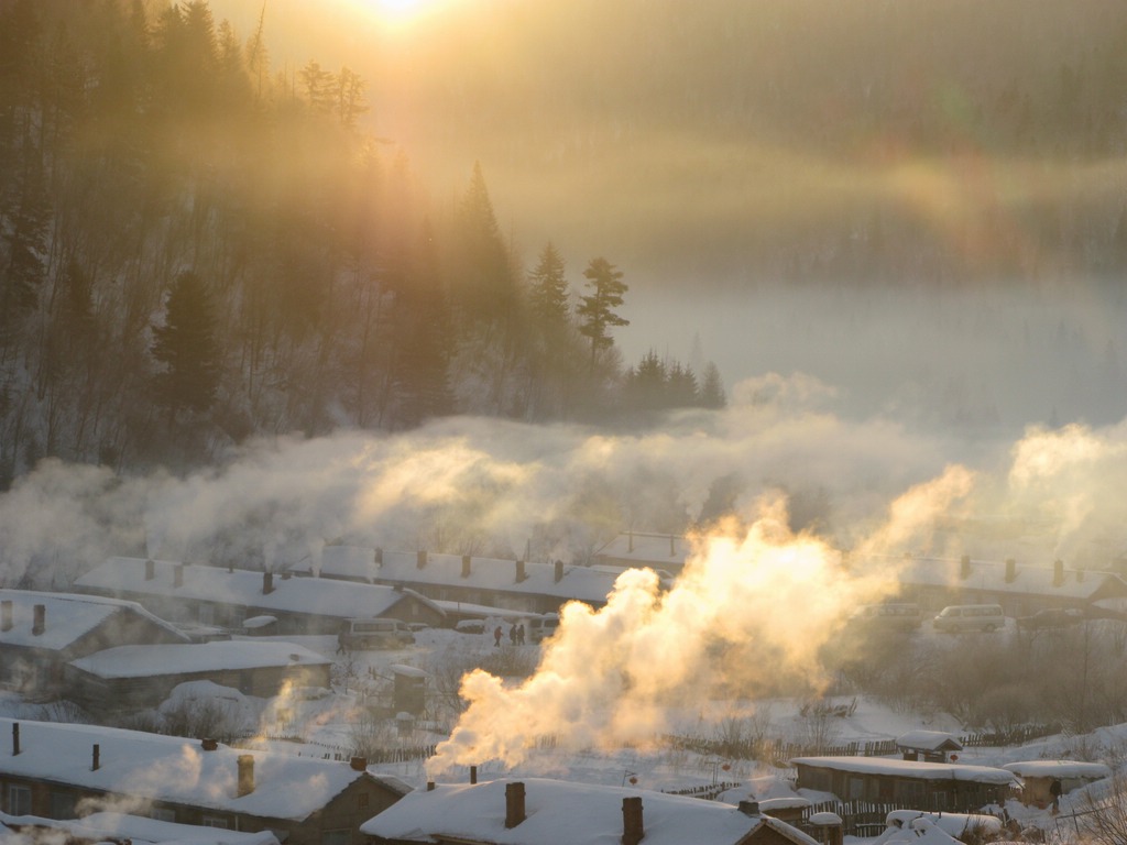 日出雪乡 摄影 苏两漆