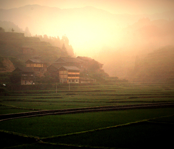 山寨晨曦 摄影 老雷头