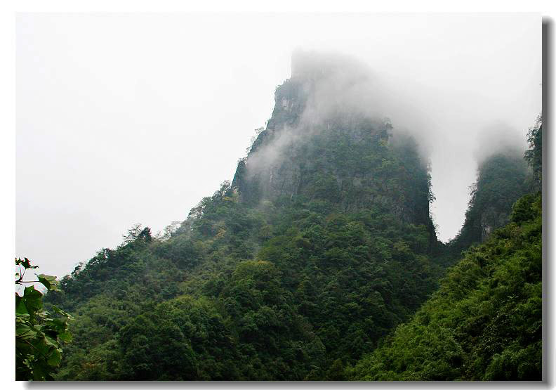 雾锁德夯大峡谷【2】 摄影 静静的山