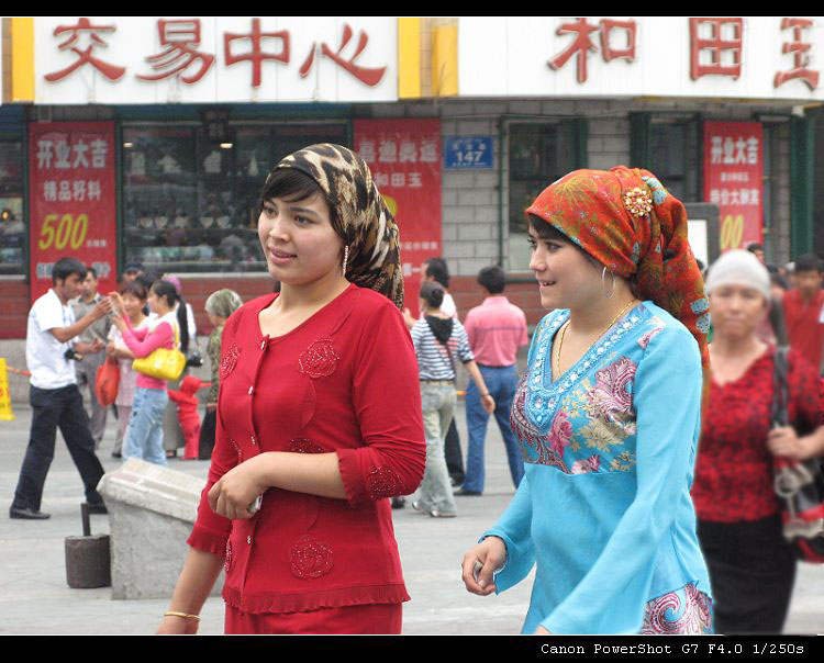 赶巴扎的姊妹花 摄影 shanfenghao