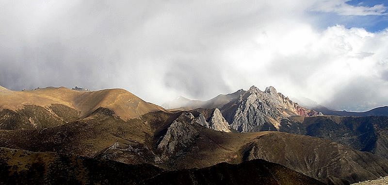 穷山 摄影 三石口