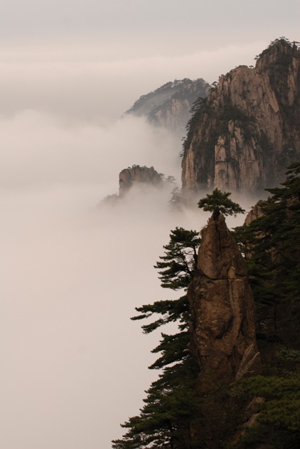 山色空蒙 摄影 雅俗