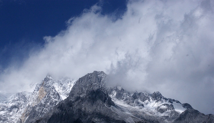 玉龙雪山 摄影 蓝心鱼