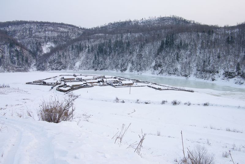 冰天雪地小山村 摄影 一声长鸣