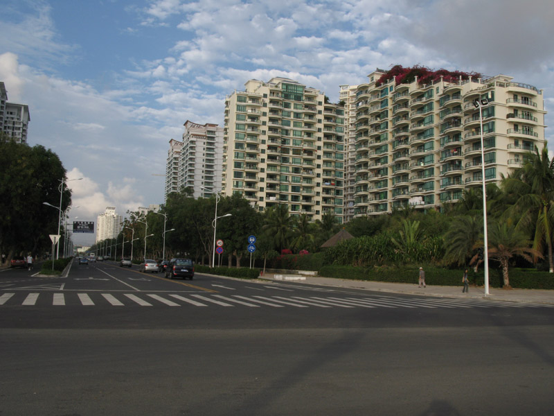 三亚市区街景 摄影 太阳照常升起