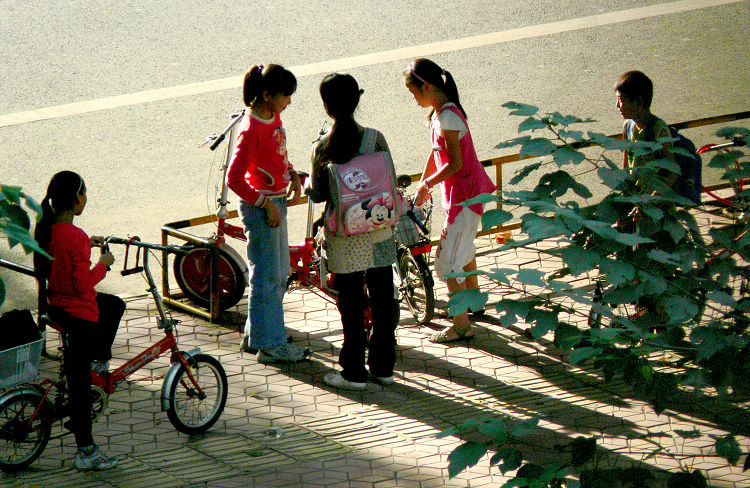 放学回家 摄影 古雒城