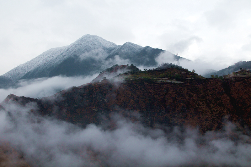 藏区雾景 摄影 老.三成