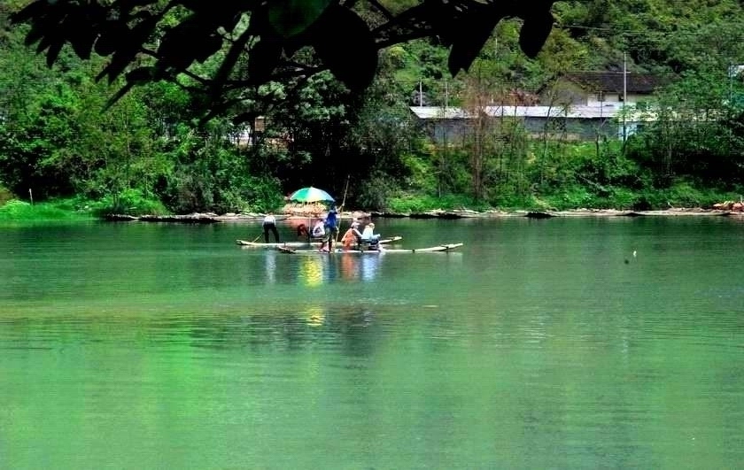 漓江浮影 摄影 木子风