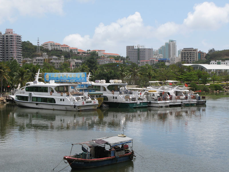 三亚市区内河港湾 摄影 草根