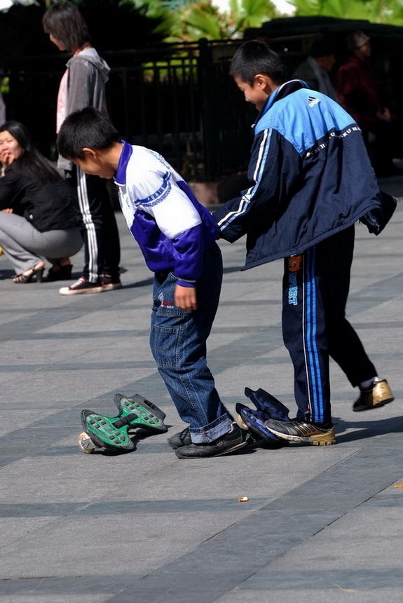 合理冲撞 摄影 译书人